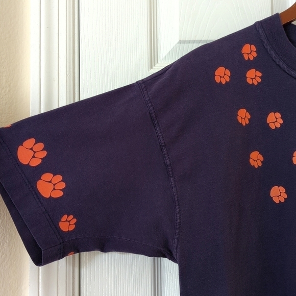 Russell 90's Vintage Making Tracks Paw Prints Short Sleeve Crewneck Tee Navy L - Picture 6 of 12
